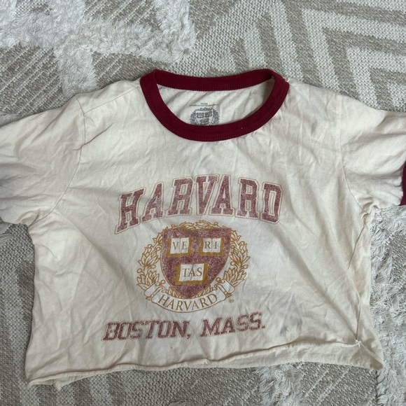 Harvard Cropped T Shirt Size M/L - Picture 1 of 1